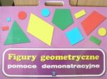 Figury geometryczne Pomoce demonstracyjne 1-3 Teczka Wychowanie przedszkolne, edukacja wczesnoszkoln